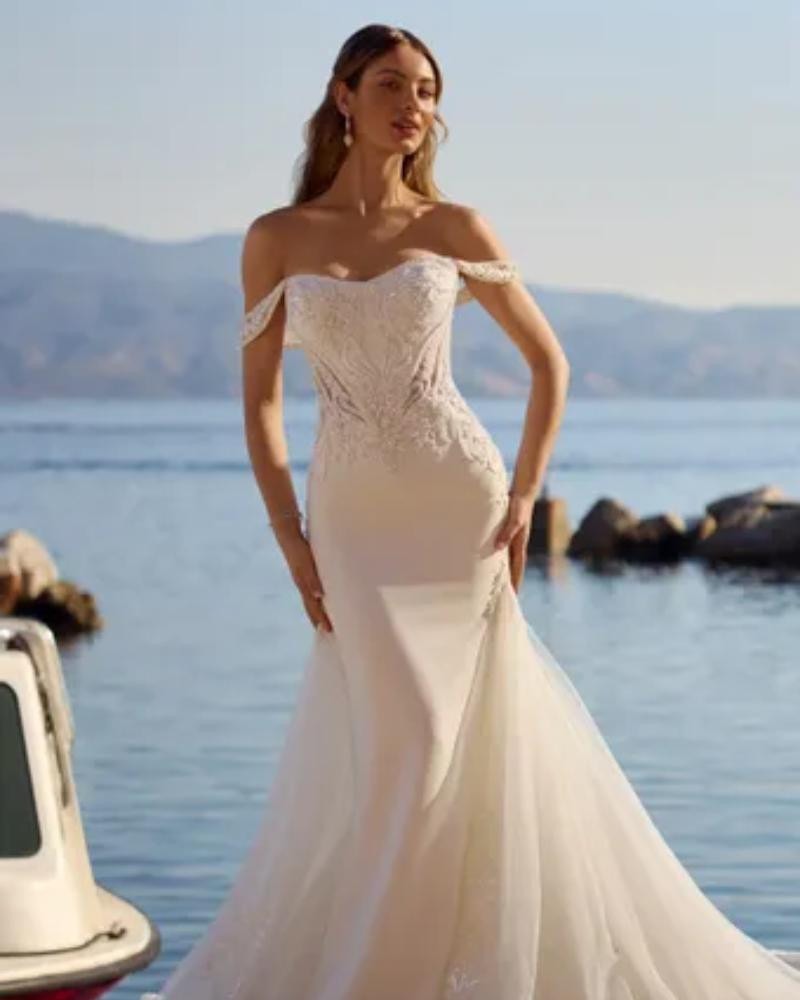 Mila - Sophia Tolli